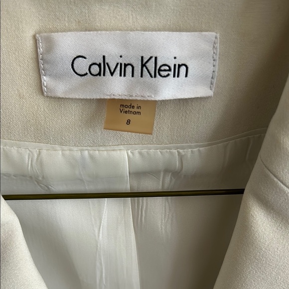 Calvin Klein Women's Cream Blazer - Picture 2 of 10